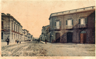 Piazza ottoganale da una cartolina degli inizi del Novecento