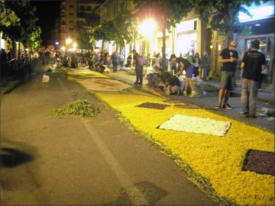 notte giovani artisti 2009, infiorata