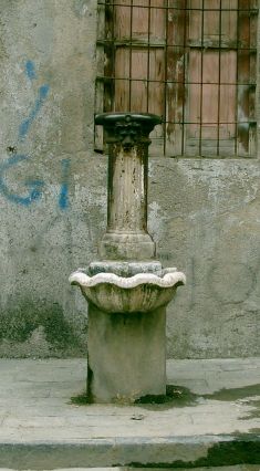 foto antica fontana