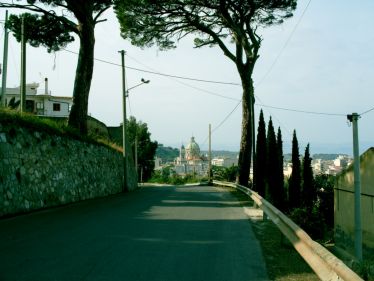 la basilica di San Sebastiano vista dalla collina dei Cappuccini